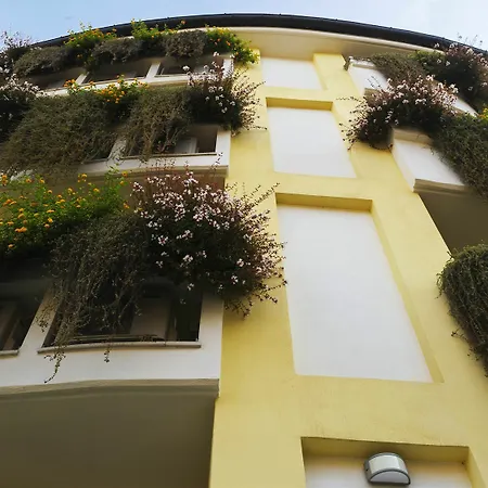 Hotel apartamentowy Patrizia Romana Palace 4*